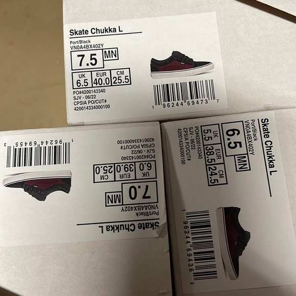 Vans WMNS Skate Chukka Low 
Port/Black
VN0A4BX402Y
Sneakers - athletic shoes - Picture 15 of 16